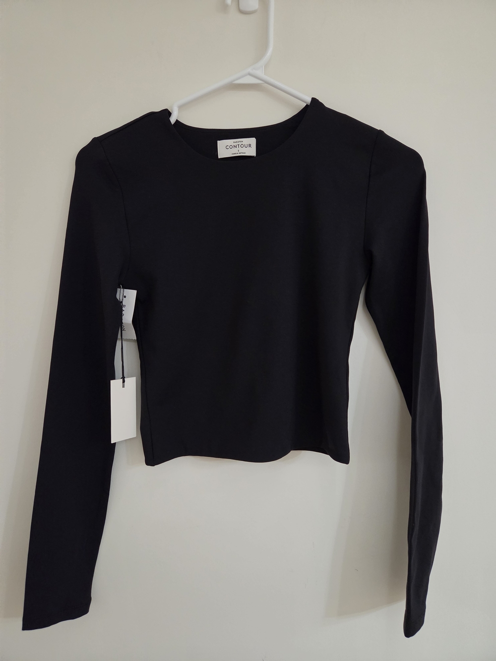 Babaton Black Long-Sleeve Crewneck Top